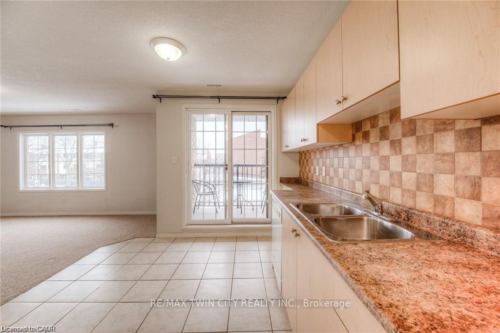 Photo 13 of Unit A7, 12 Holborn Drive, Kitchener, Stanley Park — HOMEH