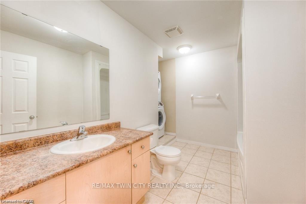 Photo 18 of Unit A7, 12 Holborn Drive, Kitchener, Stanley Park — HOMEH
