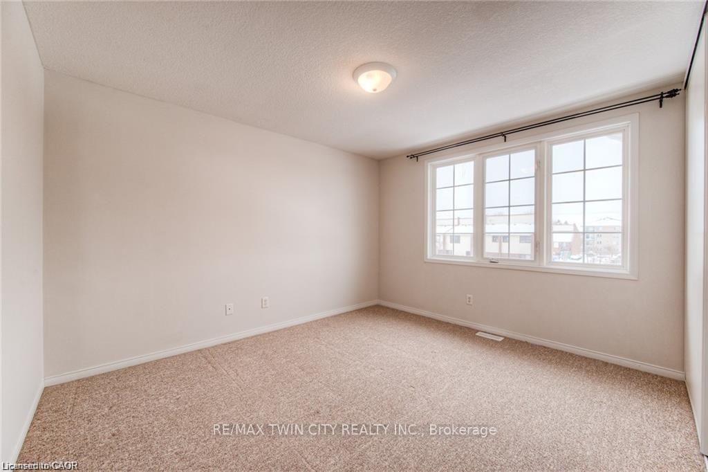 Photo 21 of Unit A7, 12 Holborn Drive, Kitchener, Stanley Park — HOMEH