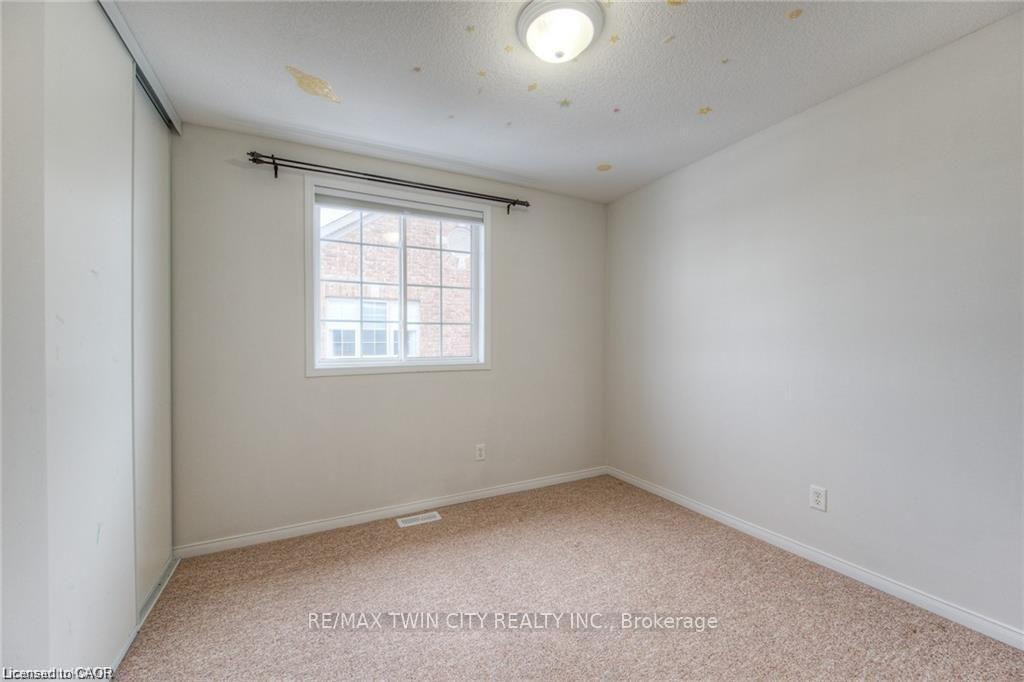 Photo 25 of Unit A7, 12 Holborn Drive, Kitchener, Stanley Park — HOMEH