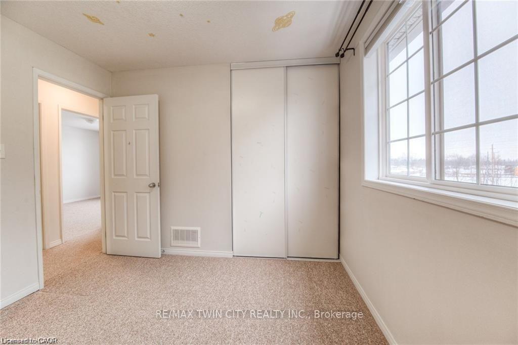 Photo 26 of Unit A7, 12 Holborn Drive, Kitchener, Stanley Park — HOMEH