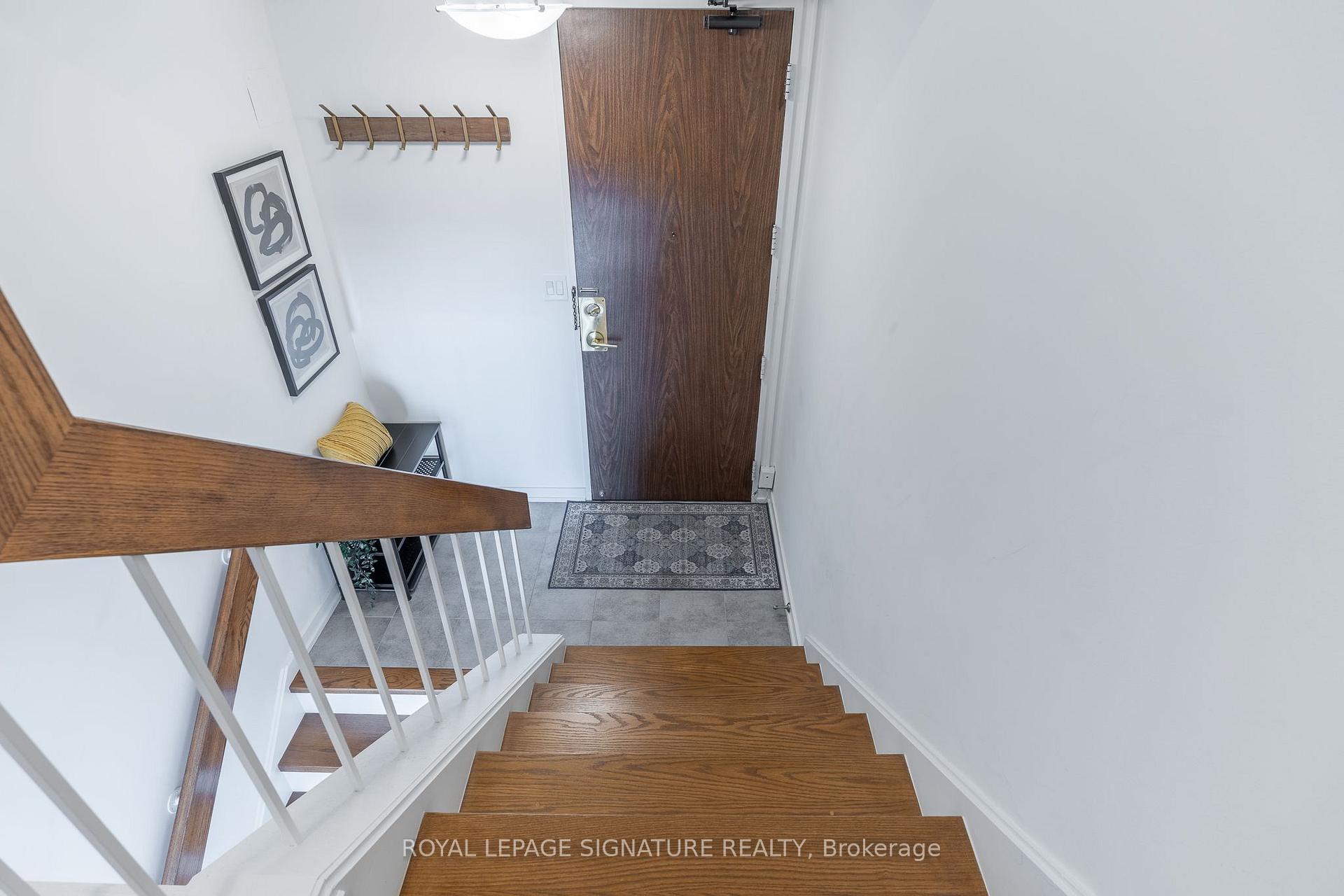Photo 3 of Unit 1806, 33 Harbour Square, Toronto, Waterfront Communities — HOMEH