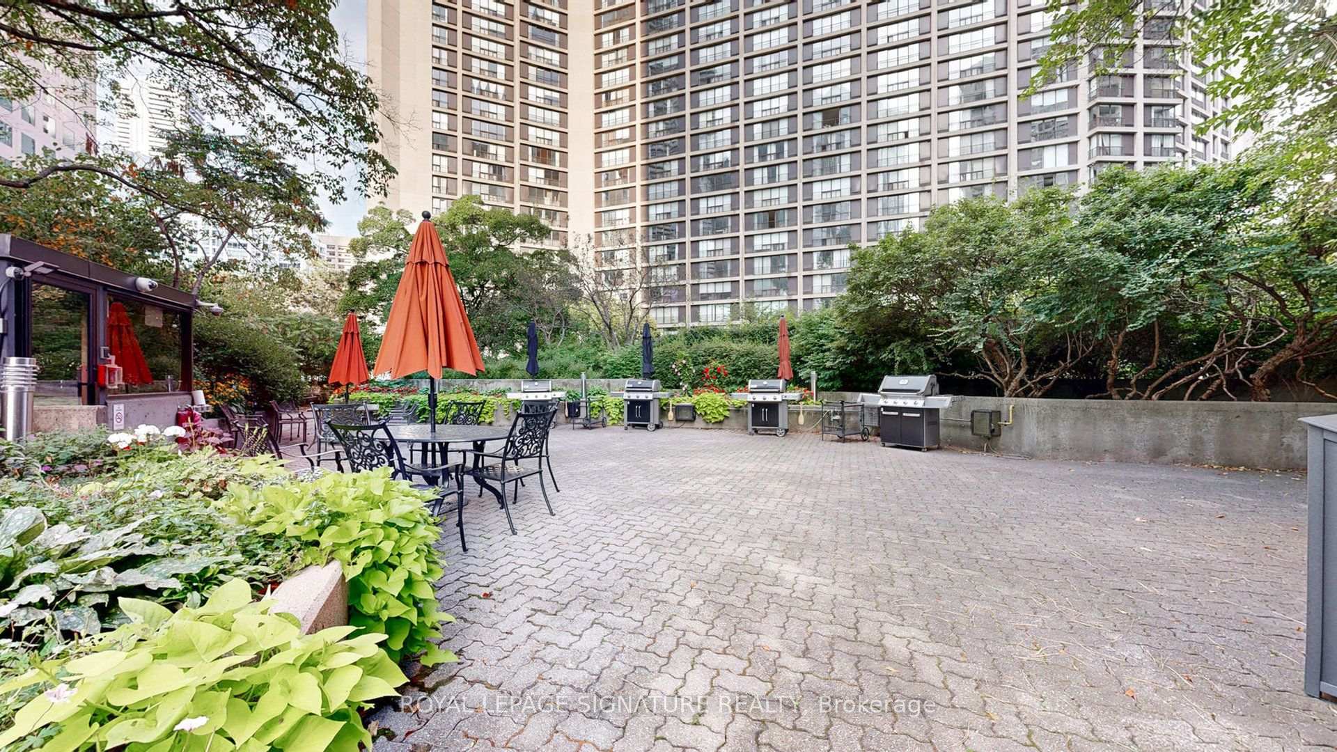 Photo 31 of Unit 1806, 33 Harbour Square, Toronto, Waterfront Communities — HOMEH
