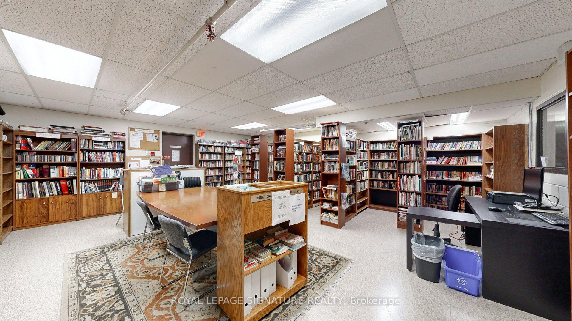 Photo 32 of Unit 1806, 33 Harbour Square, Toronto, Waterfront Communities — HOMEH