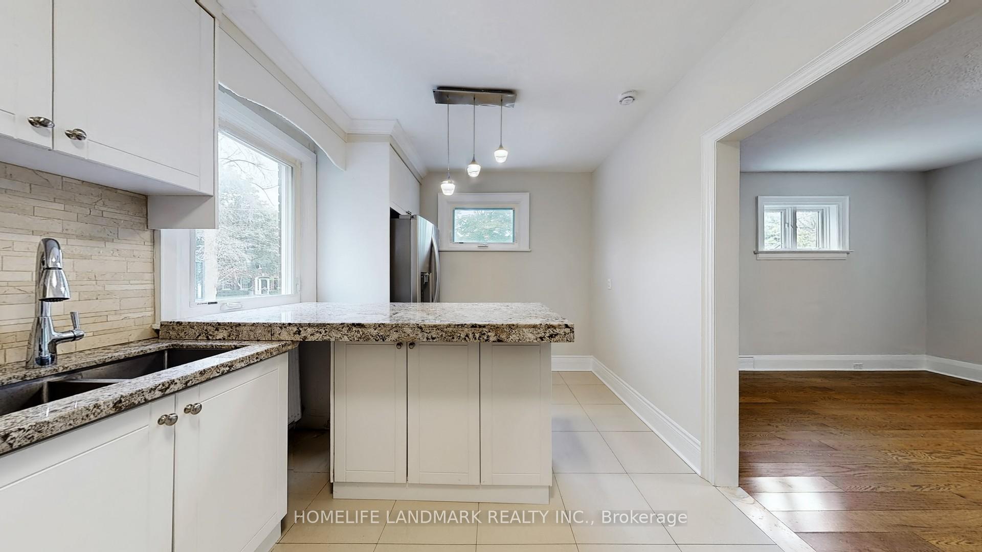 Photo 12 of 107 Lawrence Crescent, Toronto, Lawrence Park South — HOMEH
