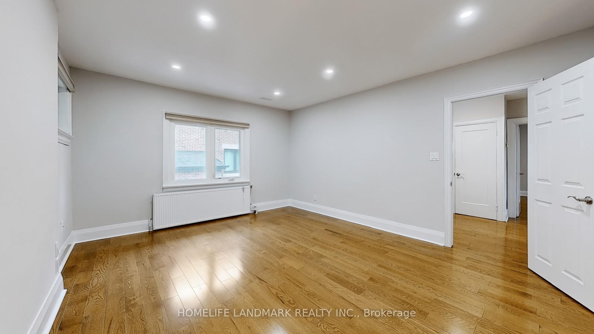 Photo 20 of 107 Lawrence Crescent, Toronto, Lawrence Park South — HOMEH