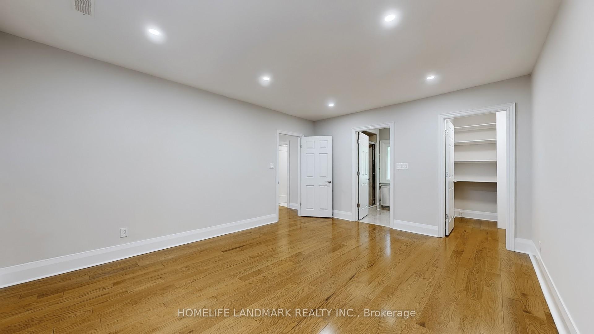 Photo 21 of 107 Lawrence Crescent, Toronto, Lawrence Park South — HOMEH