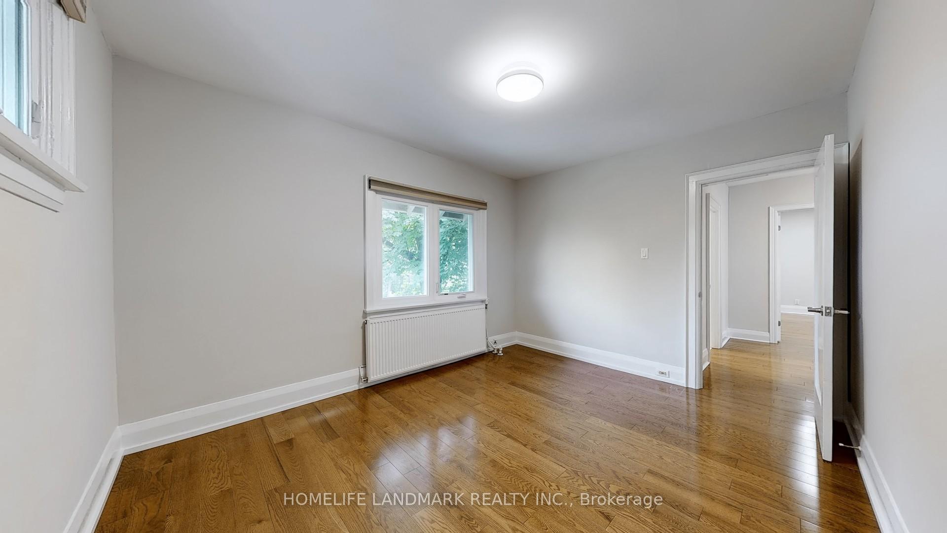 Photo 30 of 107 Lawrence Crescent, Toronto, Lawrence Park South — HOMEH