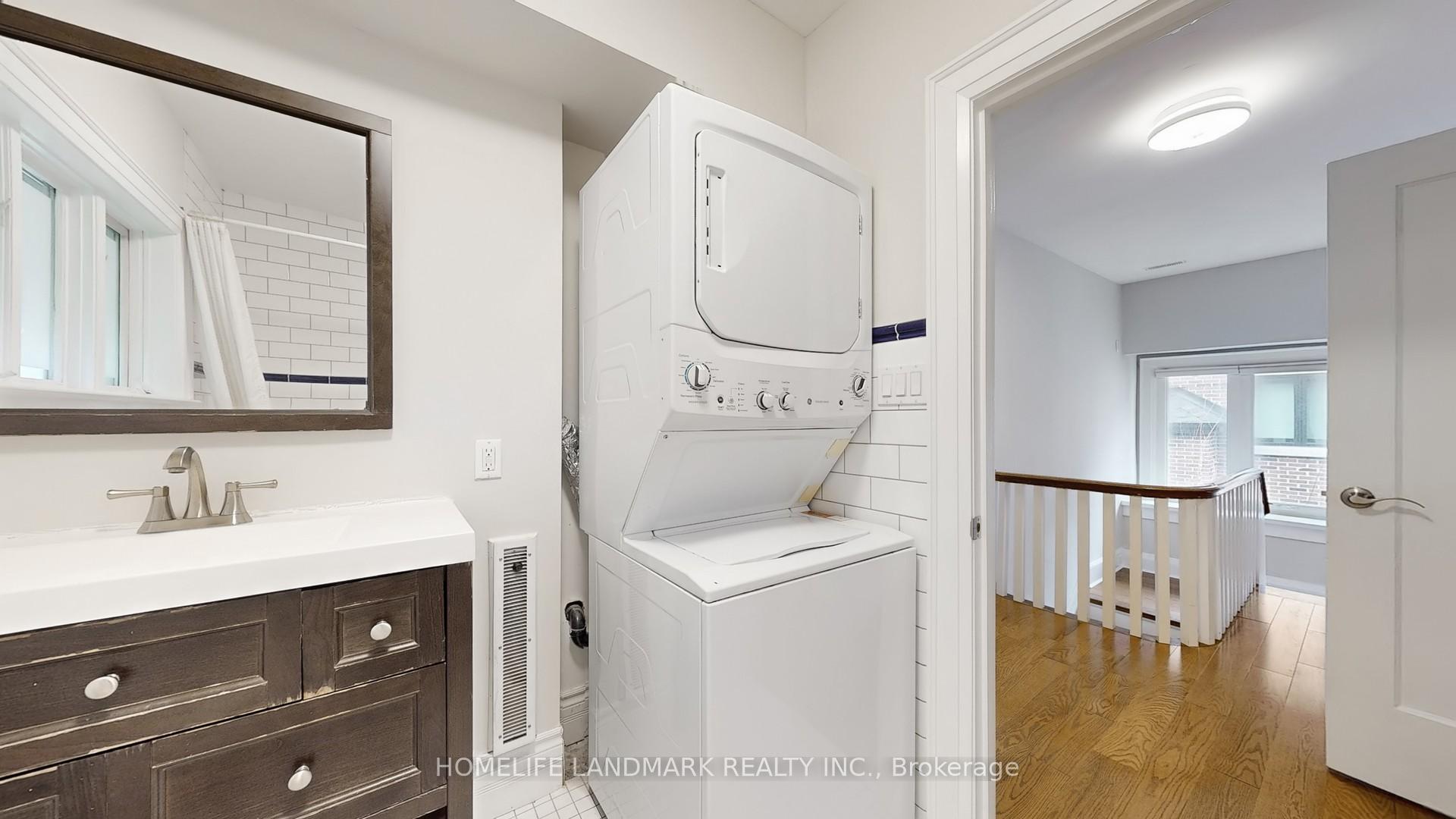 Photo 32 of 107 Lawrence Crescent, Toronto, Lawrence Park South — HOMEH