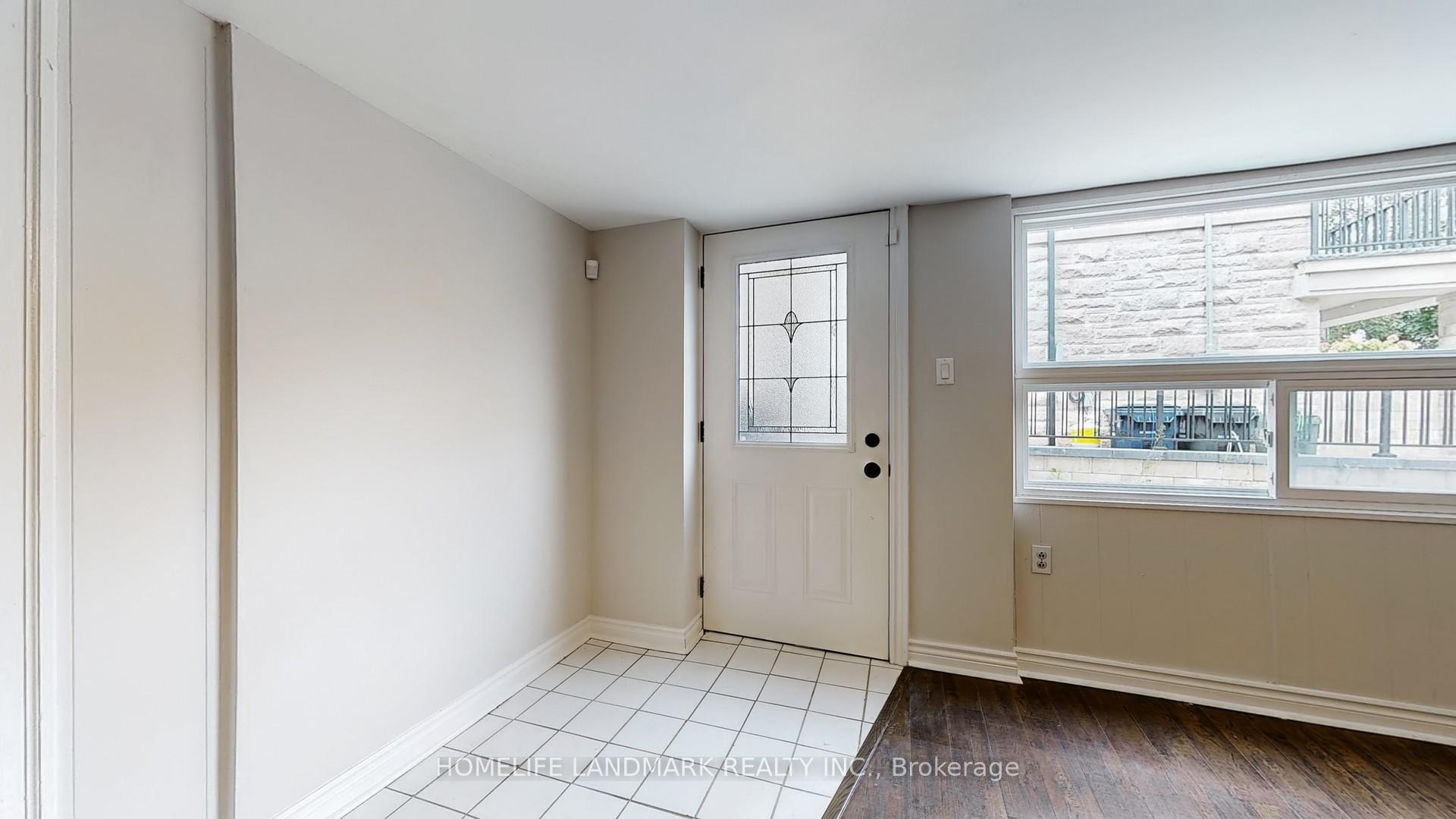 Photo 47 of 107 Lawrence Crescent, Toronto, Lawrence Park South — HOMEH