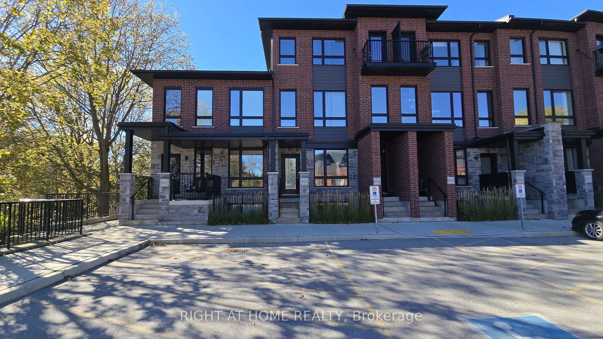 Photo 2 of Unit 03, 83 Beechwood Avenue, Guelph, Junction/Onward Willow — HOMEH