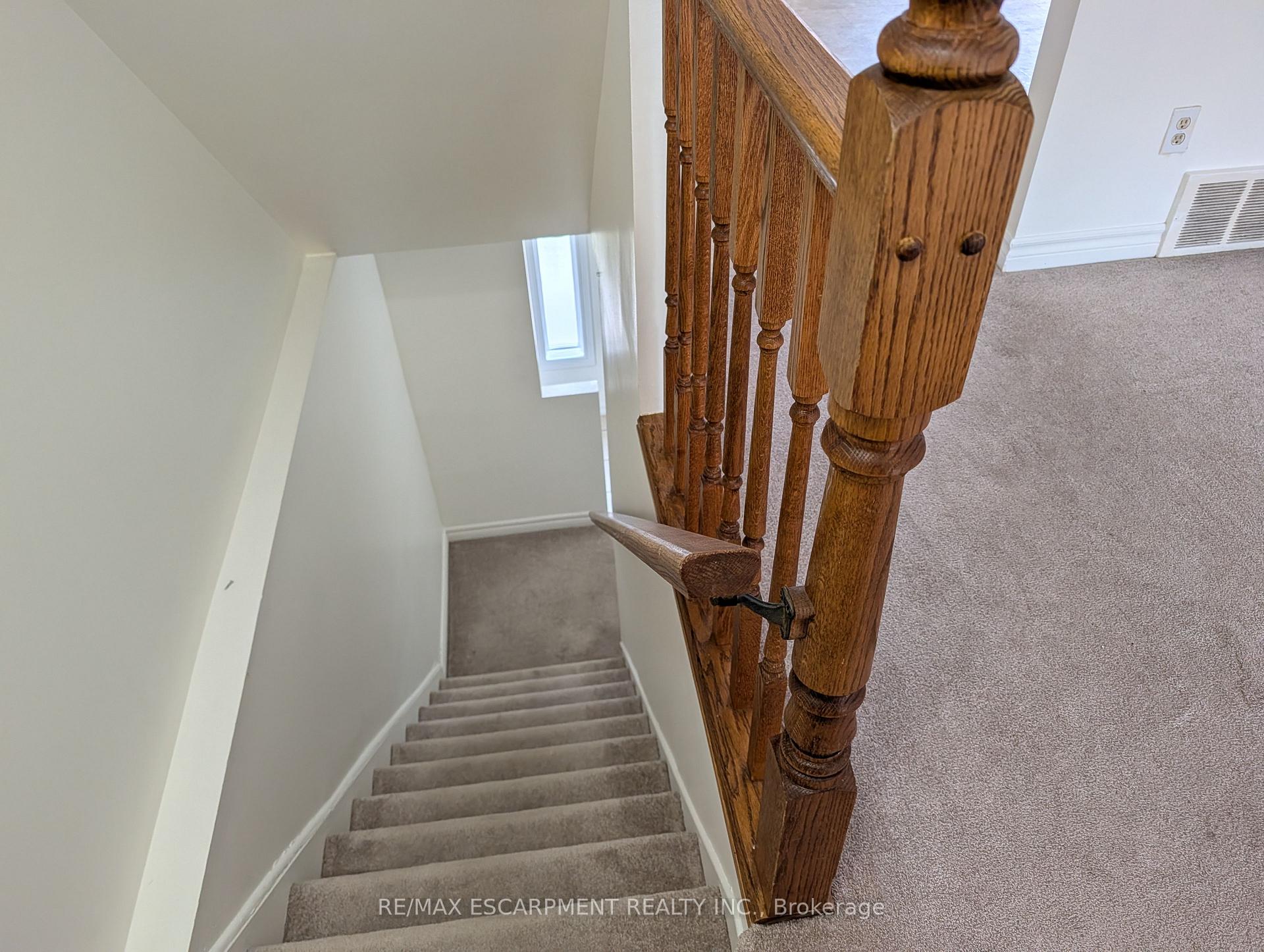 Photo 5 of Unit 70, 145 Rice Avenue, Hamilton, Fessenden — HOMEH