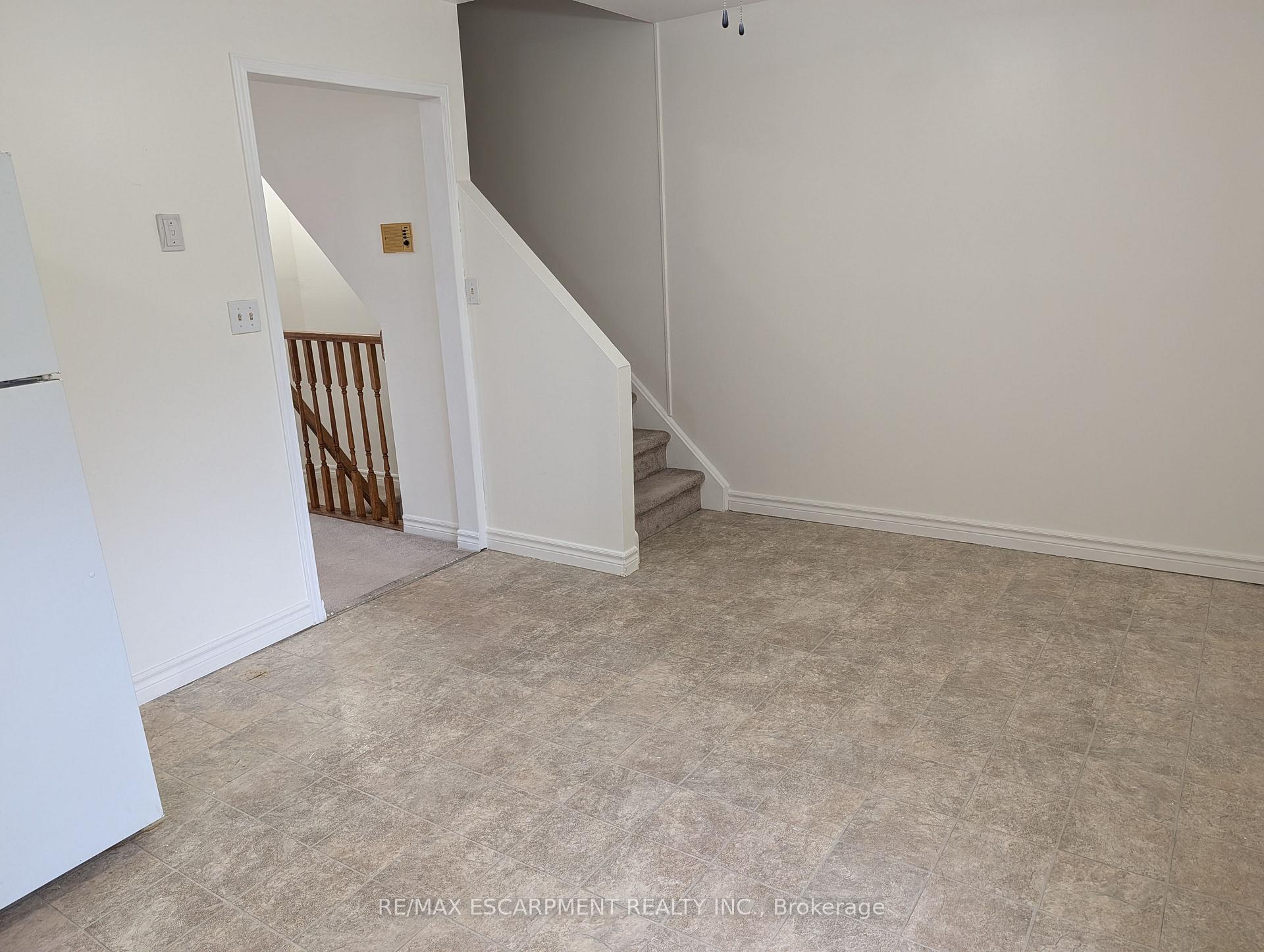 Photo 9 of Unit 70, 145 Rice Avenue, Hamilton, Fessenden — HOMEH