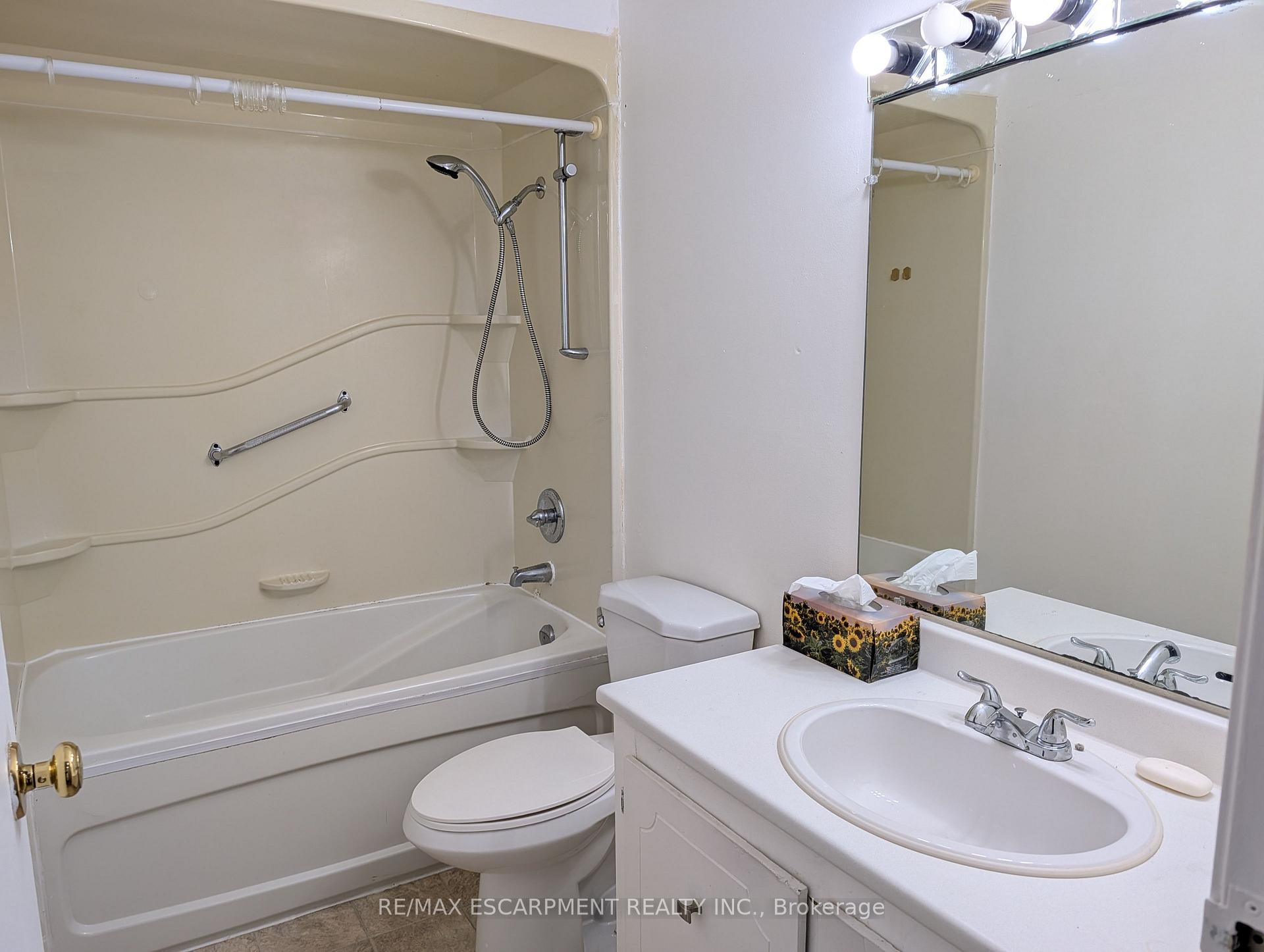 Photo 12 of Unit 70, 145 Rice Avenue, Hamilton, Fessenden — HOMEH