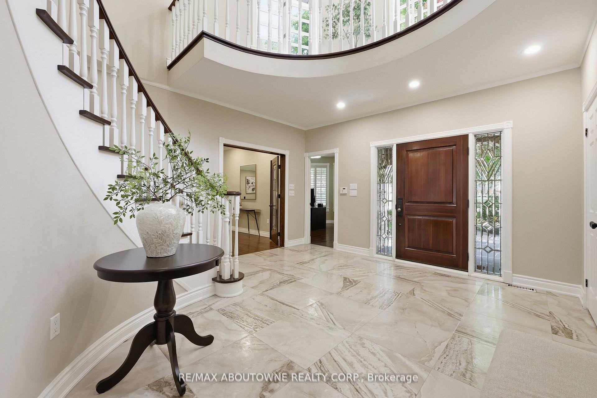 Photo 7 of 437 Cairncroft Road, Oakville, Morrison — HOMEH