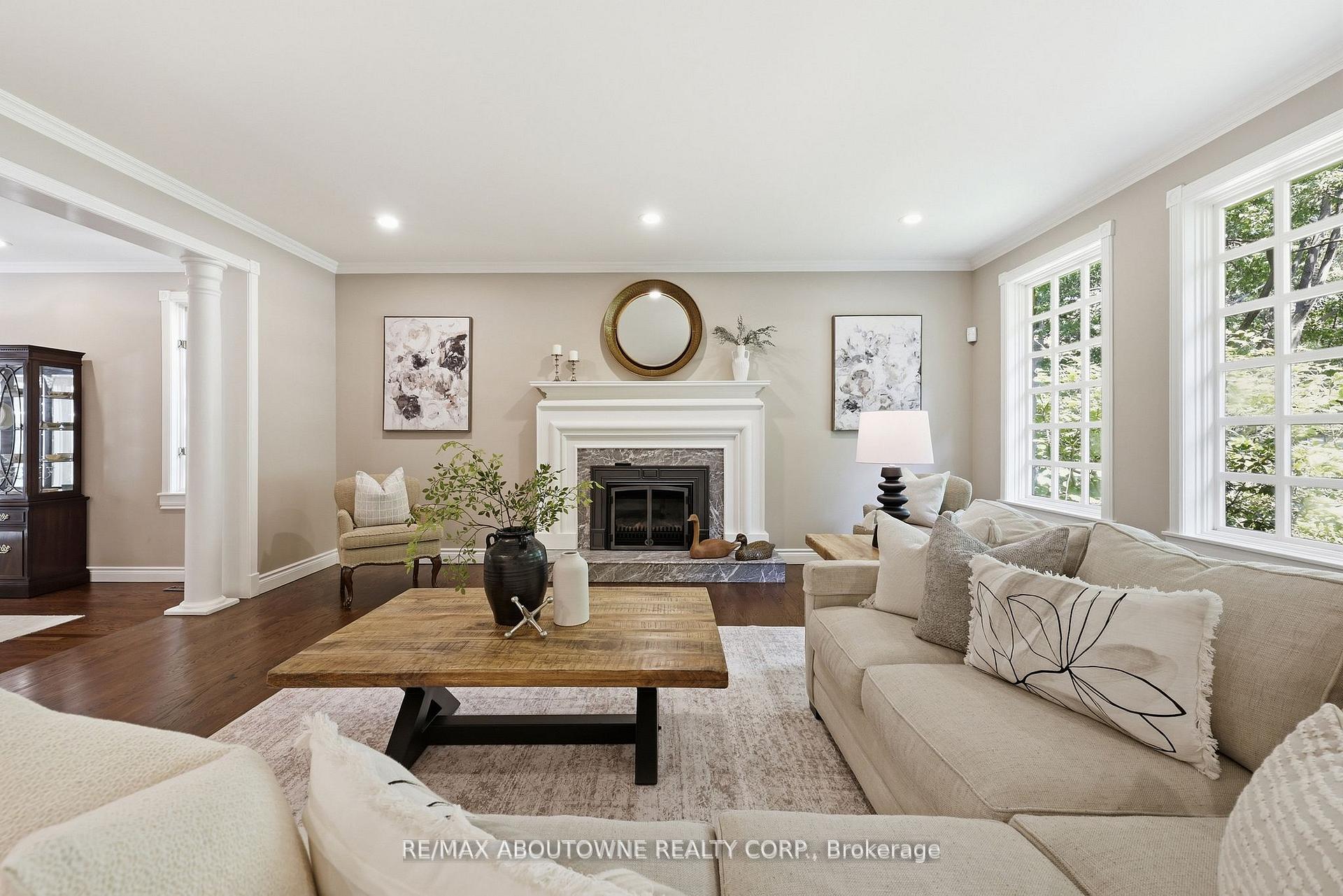 Photo 9 of 437 Cairncroft Road, Oakville, Morrison — HOMEH