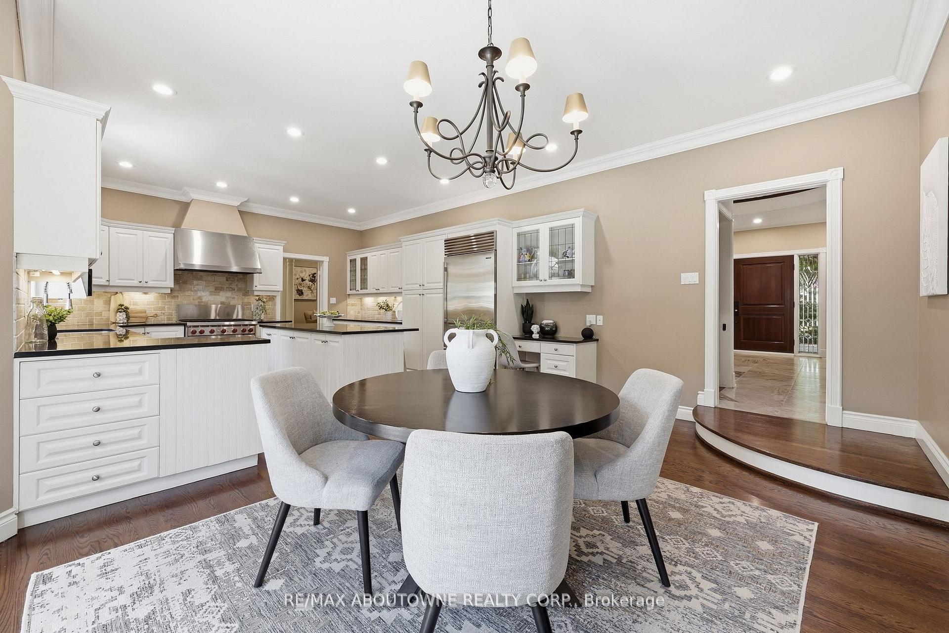 Photo 14 of 437 Cairncroft Road, Oakville, Morrison — HOMEH