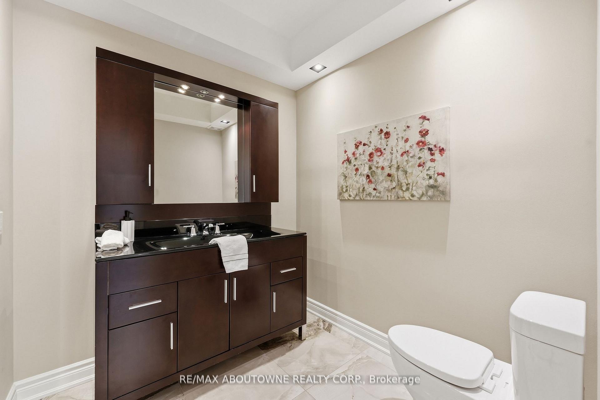 Photo 19 of 437 Cairncroft Road, Oakville, Morrison — HOMEH