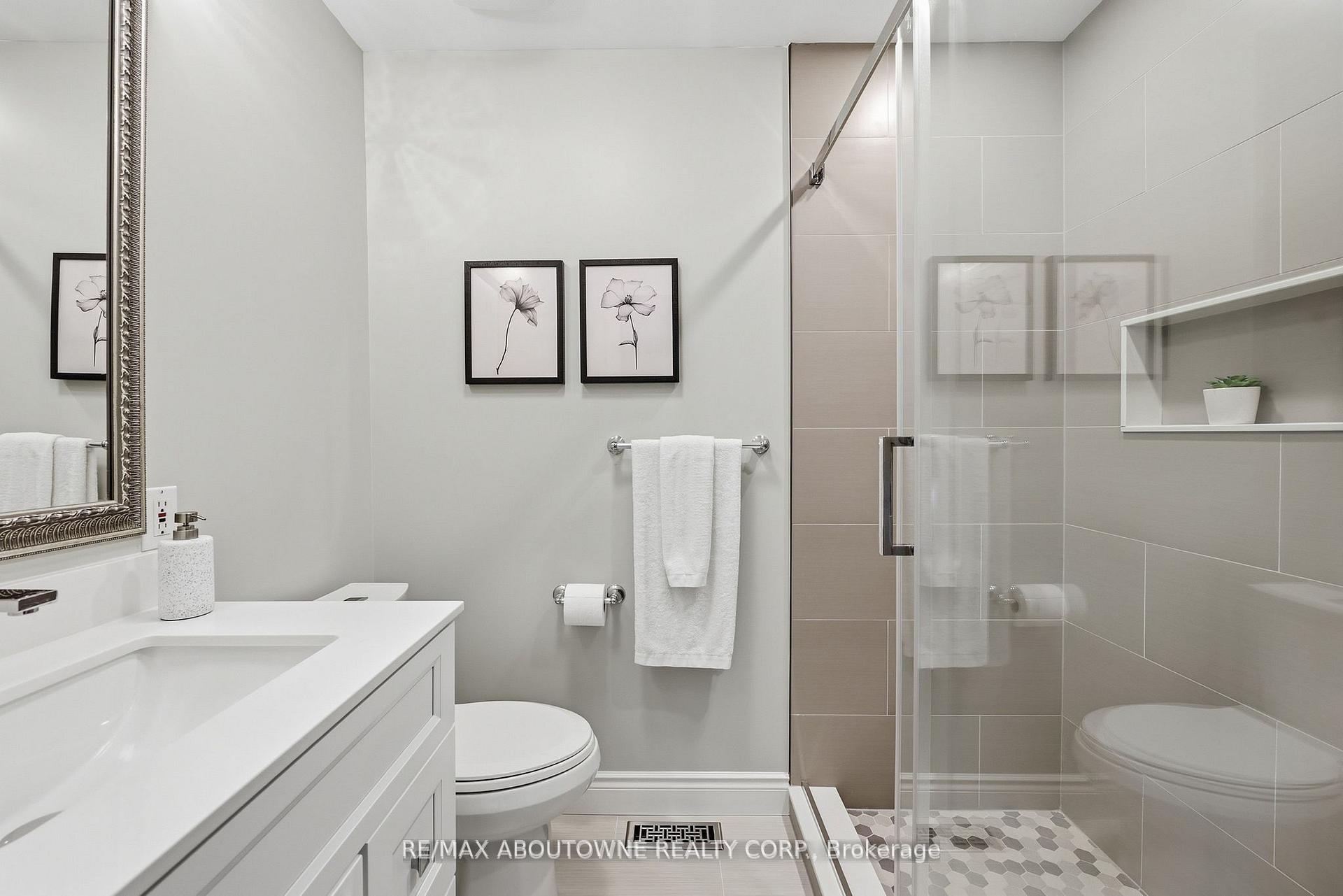 Photo 33 of 437 Cairncroft Road, Oakville, Morrison — HOMEH