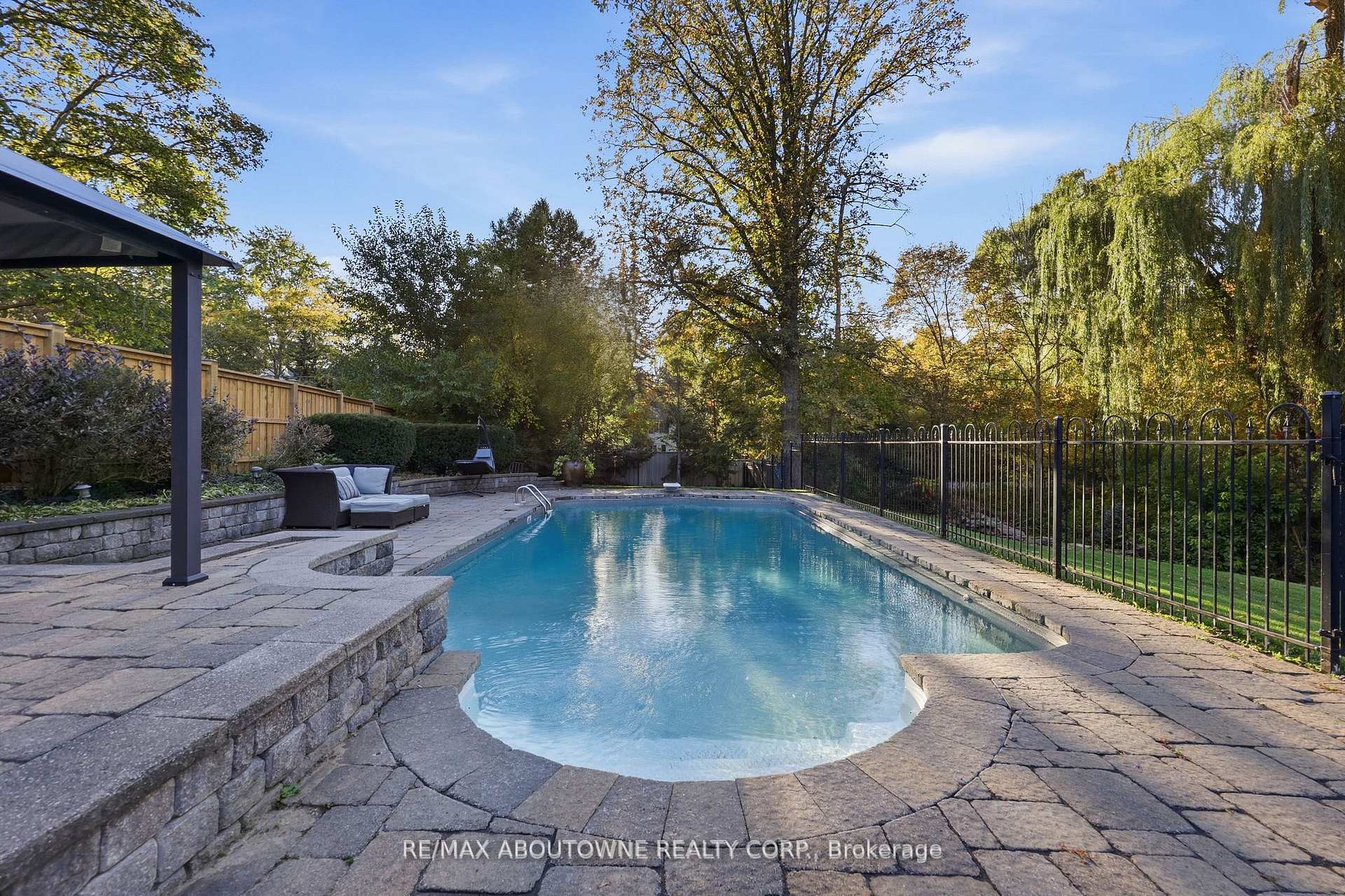 Photo 44 of 437 Cairncroft Road, Oakville, Morrison — HOMEH