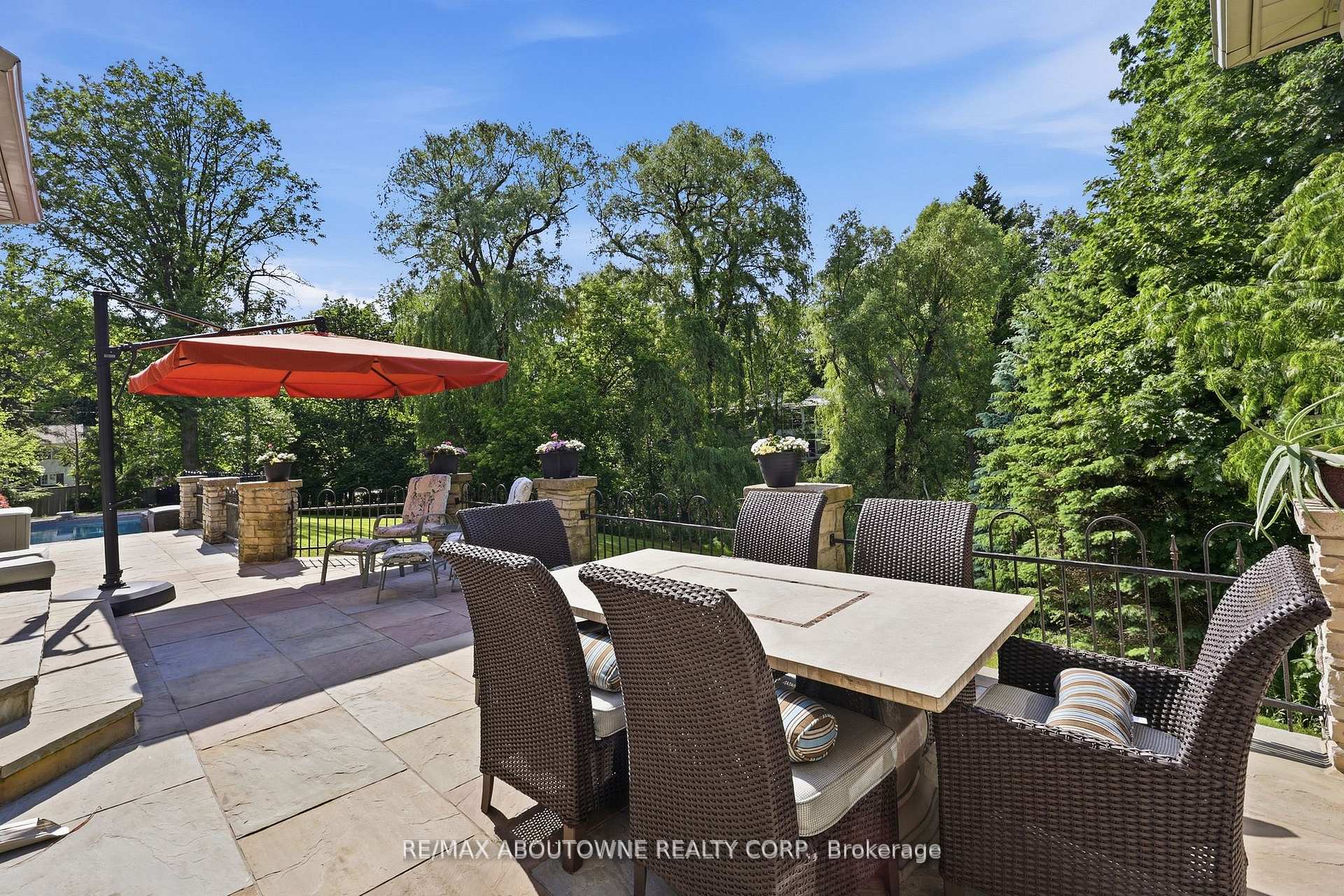 Photo 47 of 437 Cairncroft Road, Oakville, Morrison — HOMEH