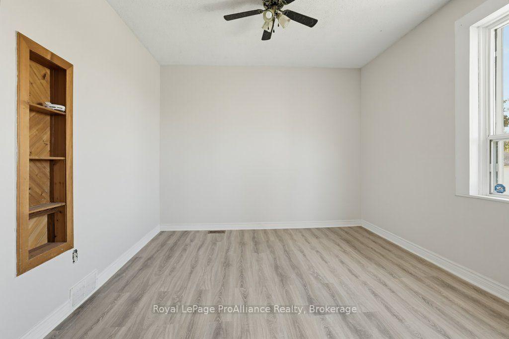 Photo 7 of 533 Avonlough Road, Belleville, Belleville Ward — HOMEH