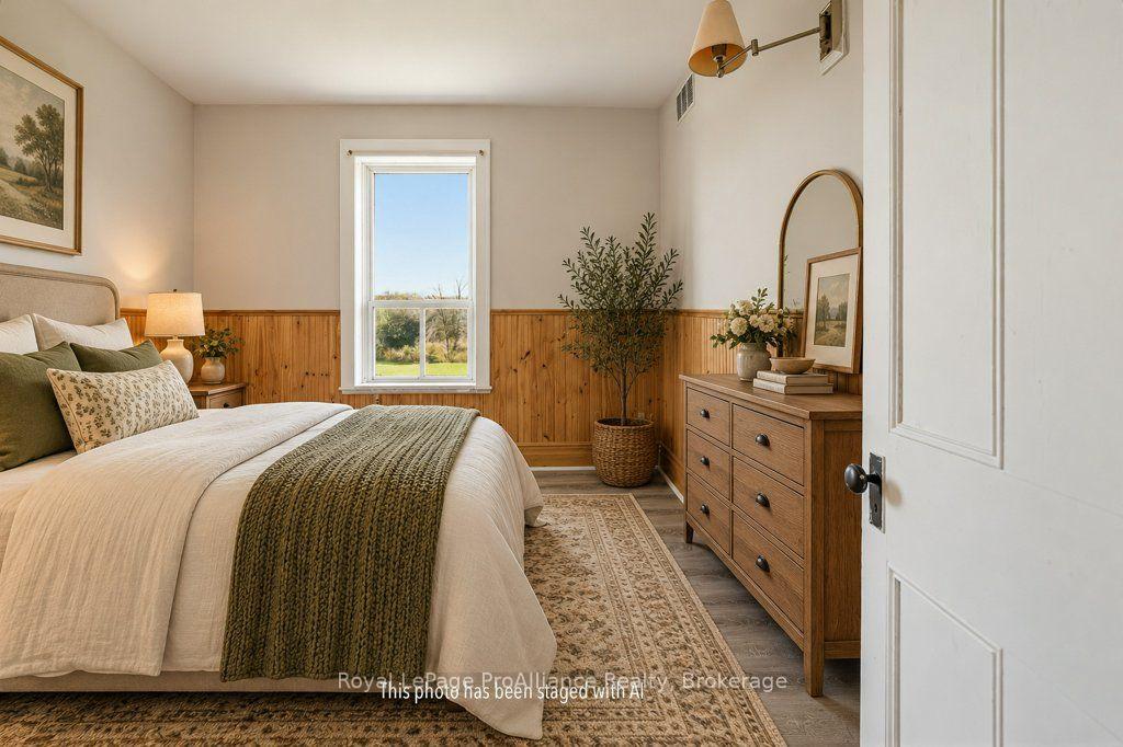 Photo 20 of 533 Avonlough Road, Belleville, Belleville Ward — HOMEH