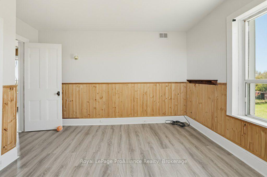 Photo 25 of 533 Avonlough Road, Belleville, Belleville Ward — HOMEH