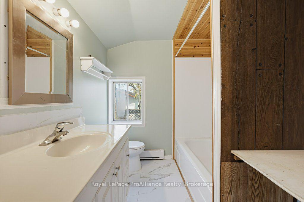 Photo 36 of 533 Avonlough Road, Belleville, Belleville Ward — HOMEH