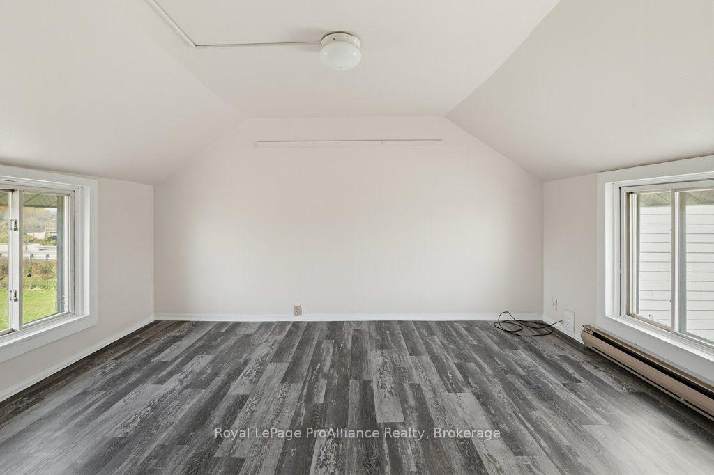 Photo 39 of 533 Avonlough Road, Belleville, Belleville Ward — HOMEH