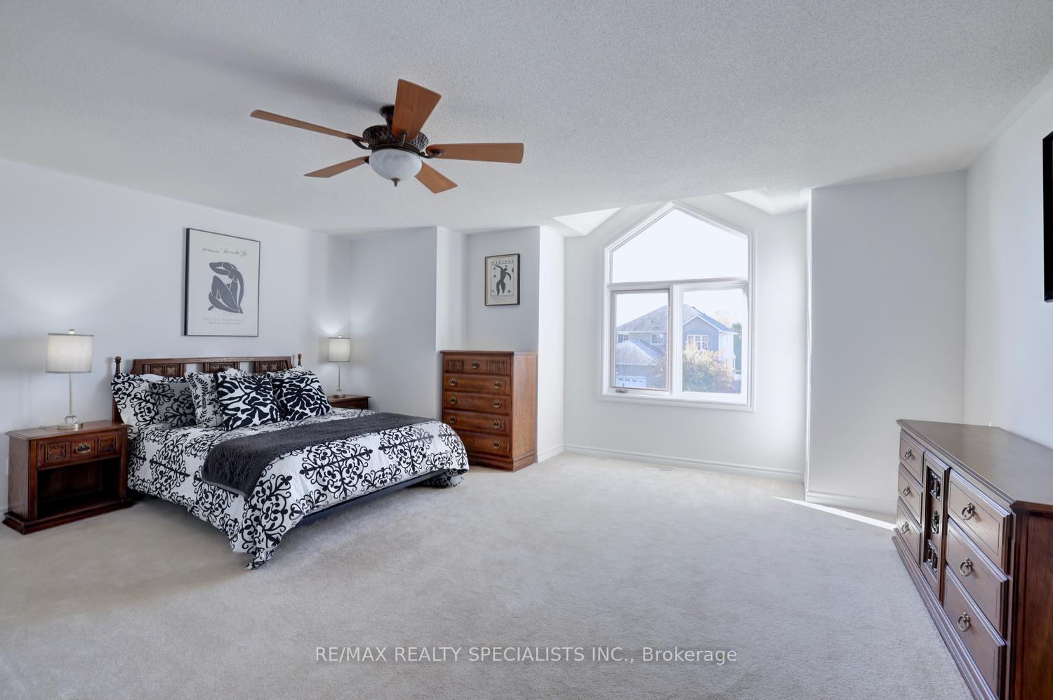 Photo 23 of 79 Westlawn Drive, Hamilton, Kennedy — HOMEH