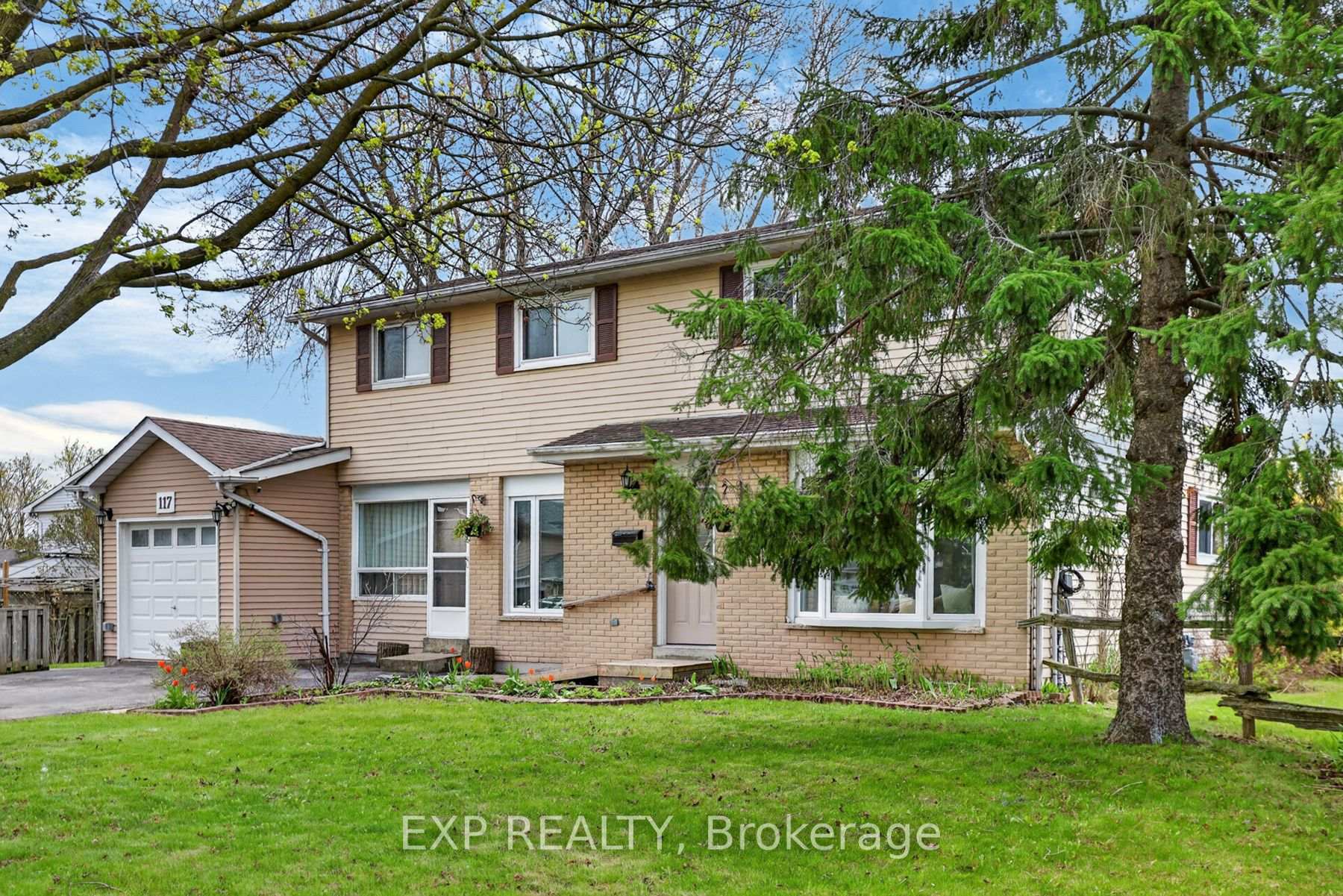 Photo 3 of Unit B, 117 Rands Road, Ajax, South West — HOMEH