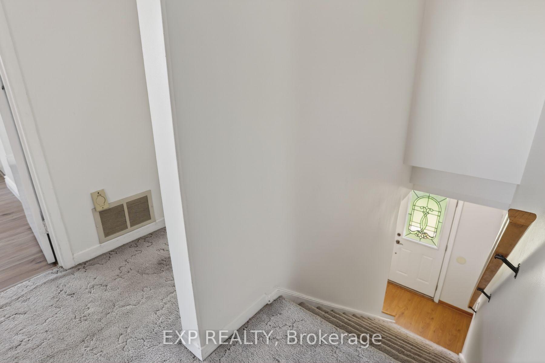 Photo 17 of Unit B, 117 Rands Road, Ajax, South West — HOMEH