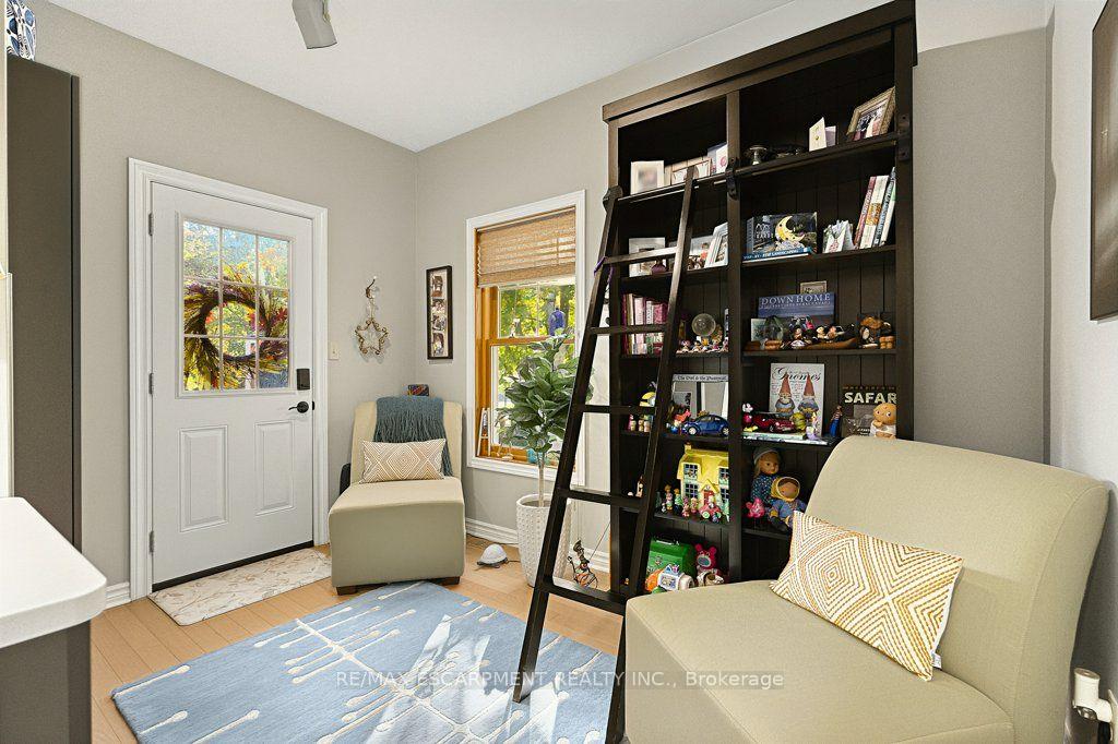 Photo 18 of 12 Weneil Drive, Hamilton, Freelton — HOMEH