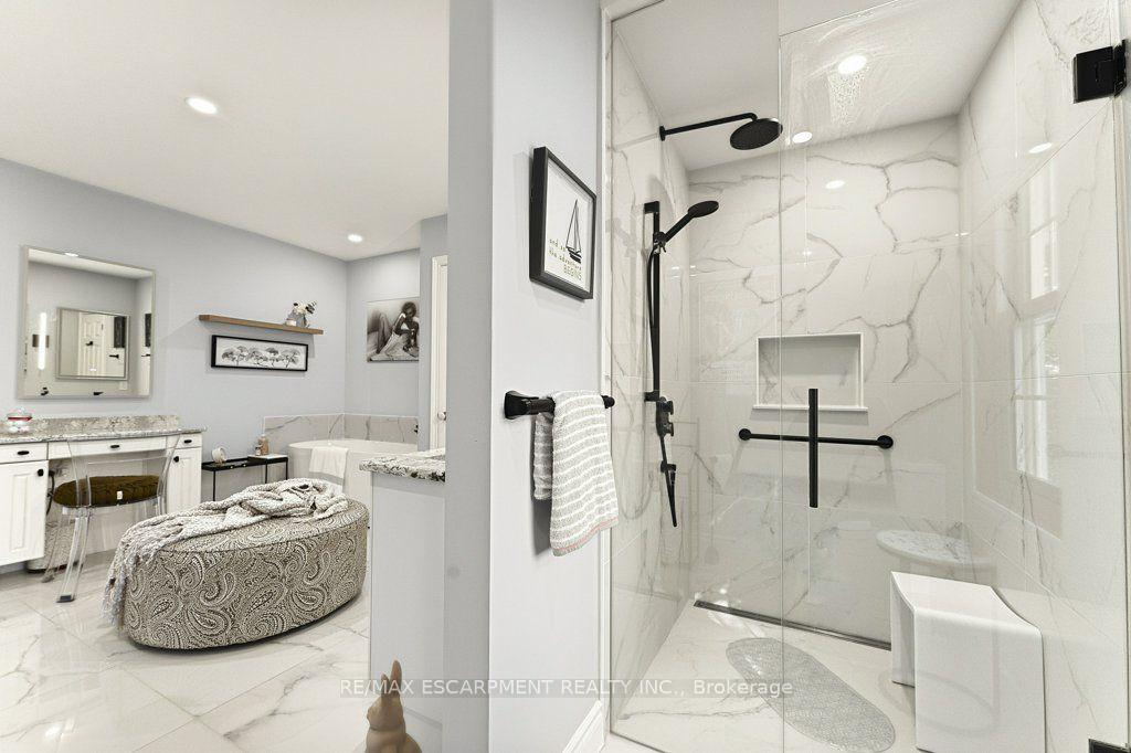 Photo 25 of 12 Weneil Drive, Hamilton, Freelton — HOMEH