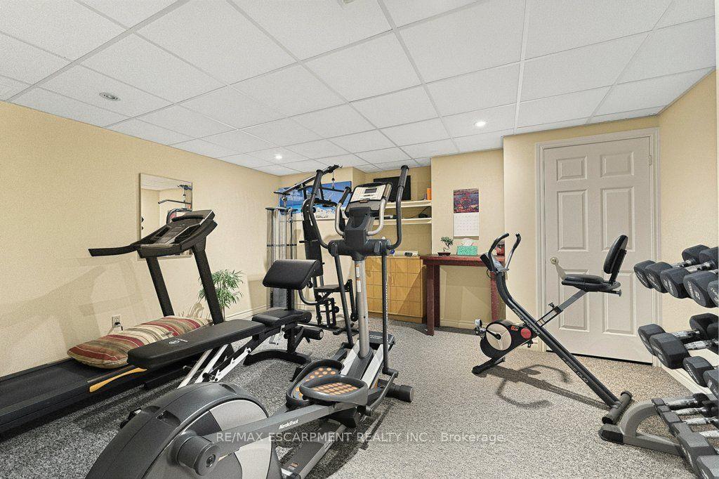Photo 37 of 12 Weneil Drive, Hamilton, Freelton — HOMEH