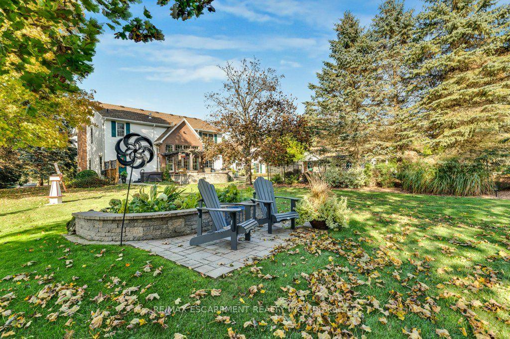 Photo 43 of 12 Weneil Drive, Hamilton, Freelton — HOMEH