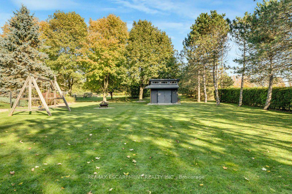 Photo 44 of 12 Weneil Drive, Hamilton, Freelton — HOMEH