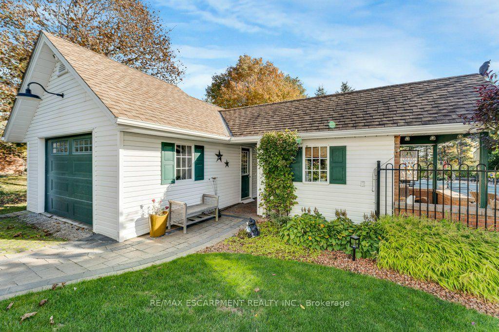 Photo 47 of 12 Weneil Drive, Hamilton, Freelton — HOMEH