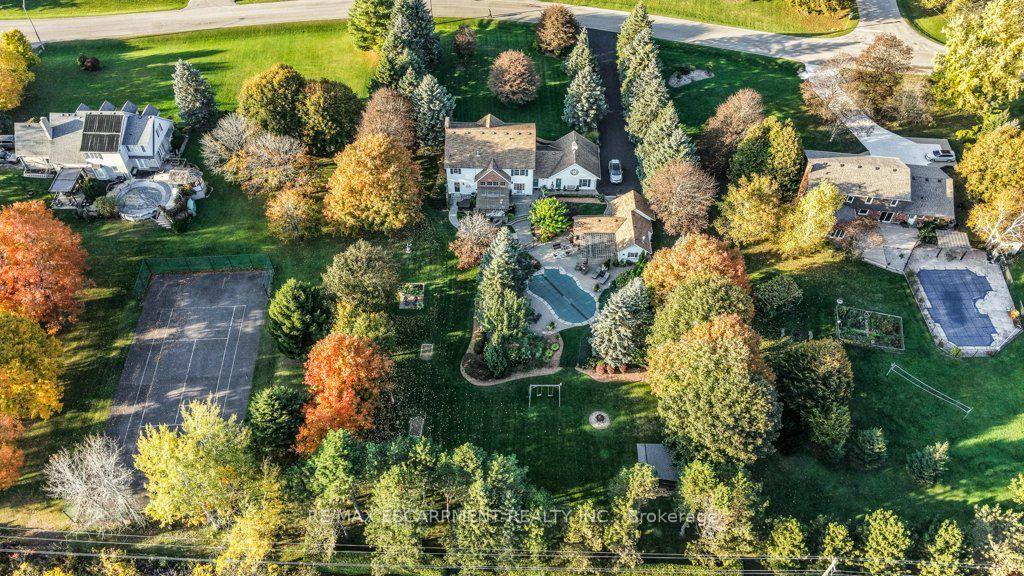 Photo 50 of 12 Weneil Drive, Hamilton, Freelton — HOMEH