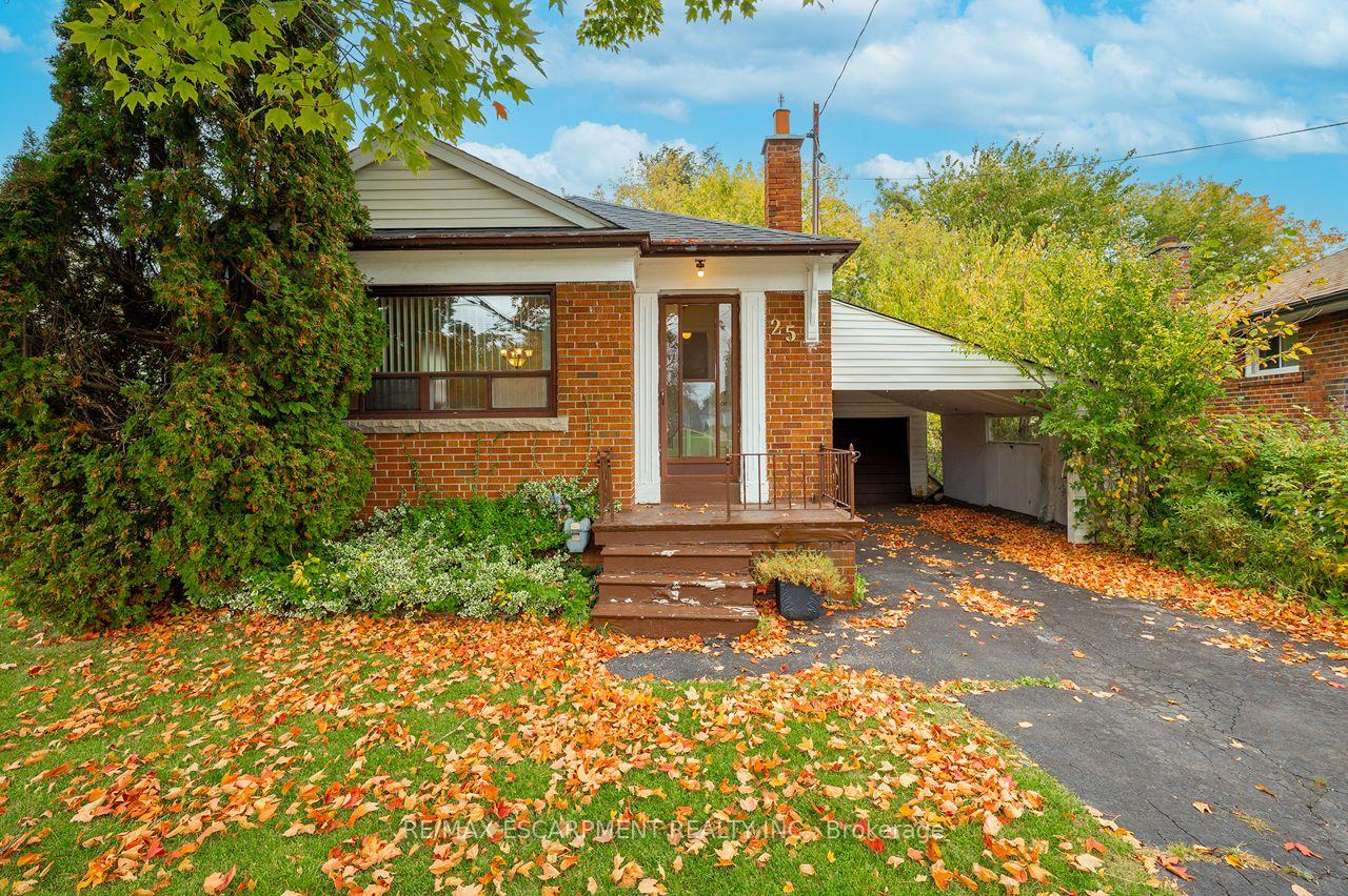 Front of 25 Tardree Place