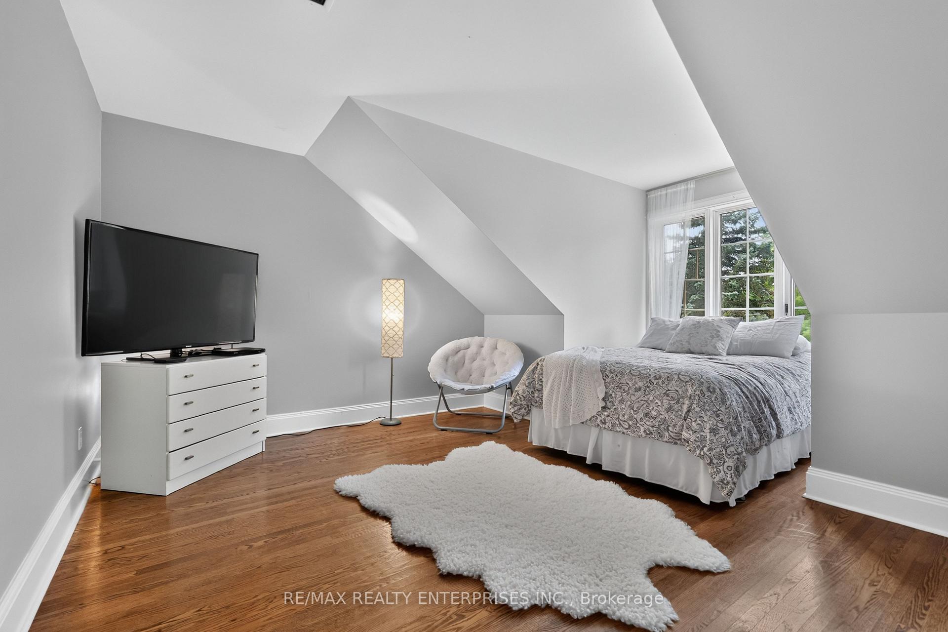 Photo 28 of 1690 Sherway Drive, Mississauga, Lakeview — HOMEH