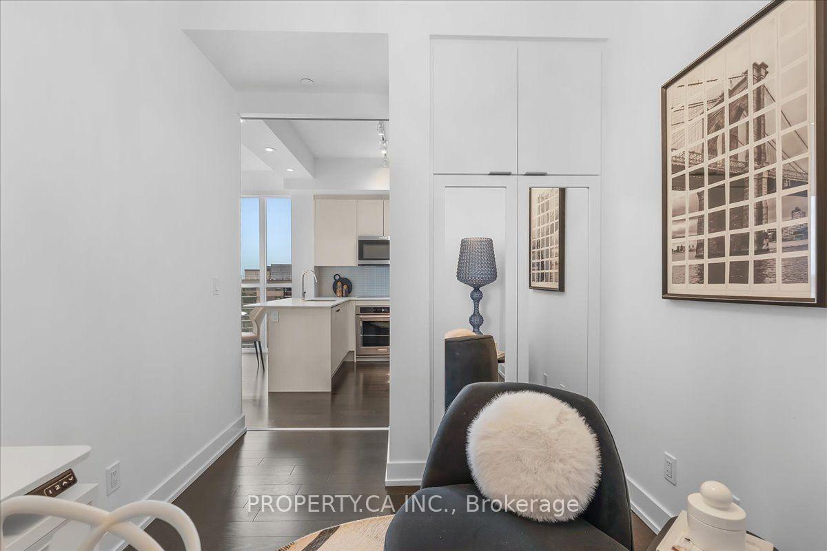 Photo 21 of Unit 2204, 181 Bedford Road, Toronto, The Annex — HOMEH