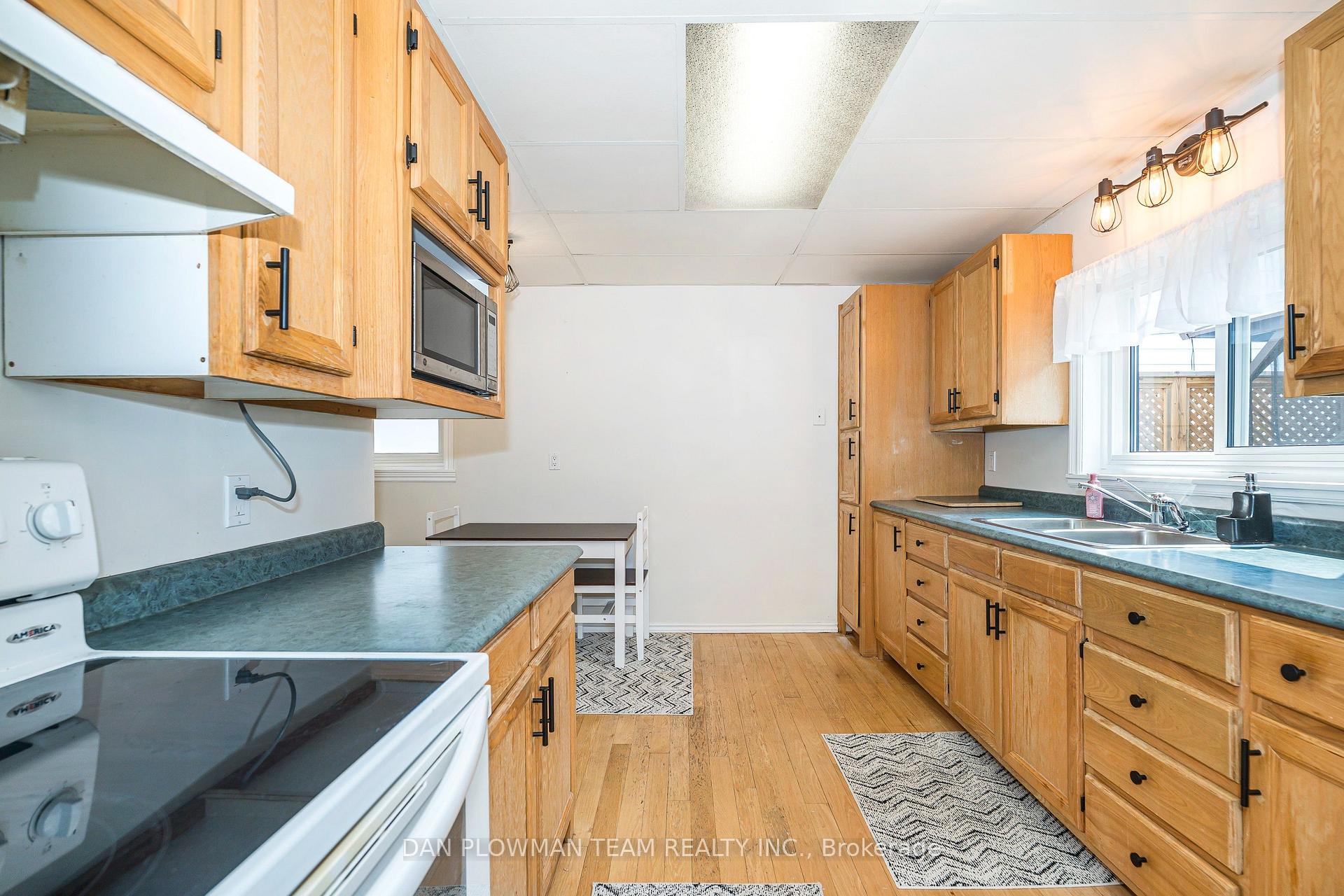 Photo 11 of 127 River Street, Brock, Sunderland — HOMEH