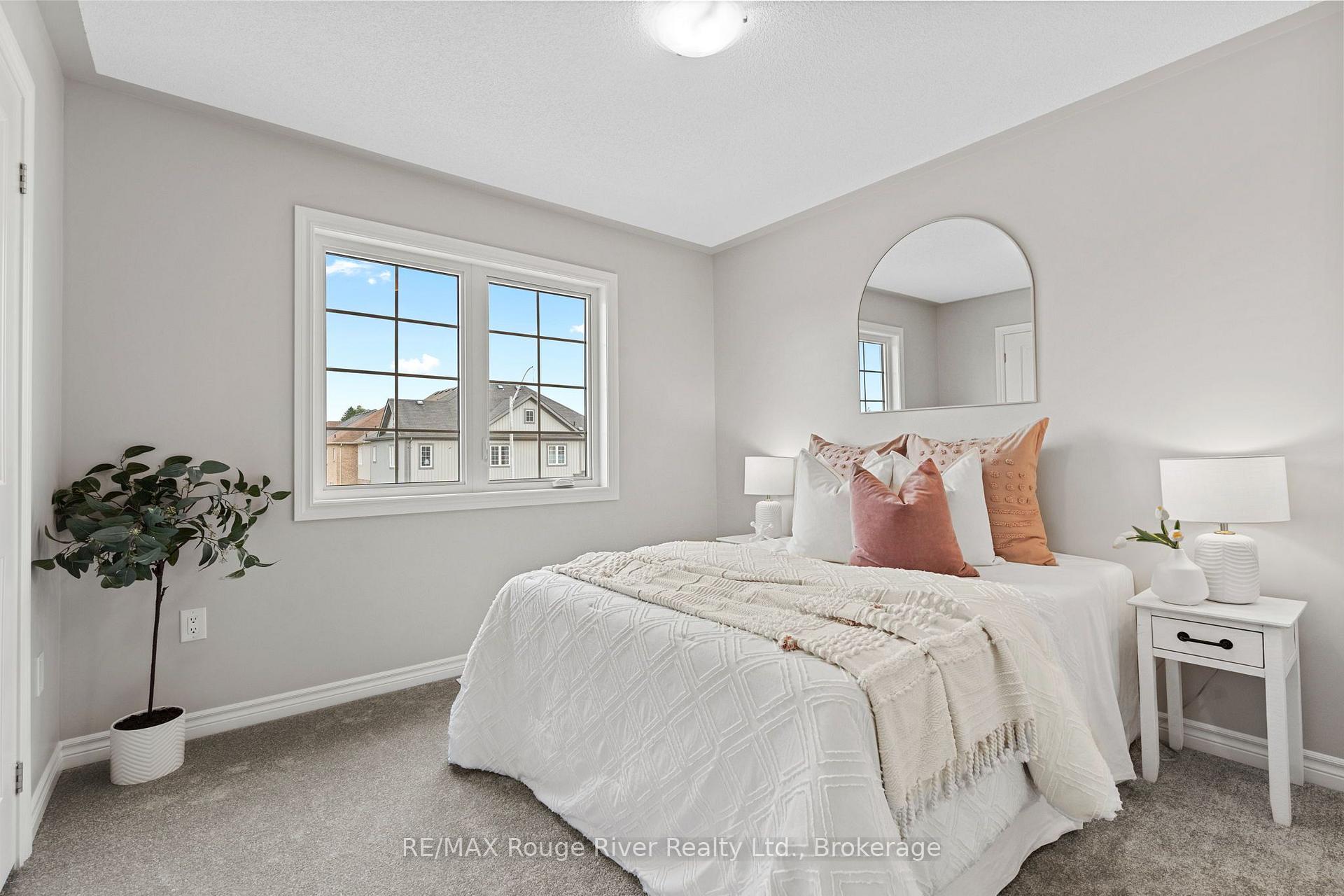 Photo 19 of 270 Lyle Drive, Clarington, Bowmanville — HOMEH