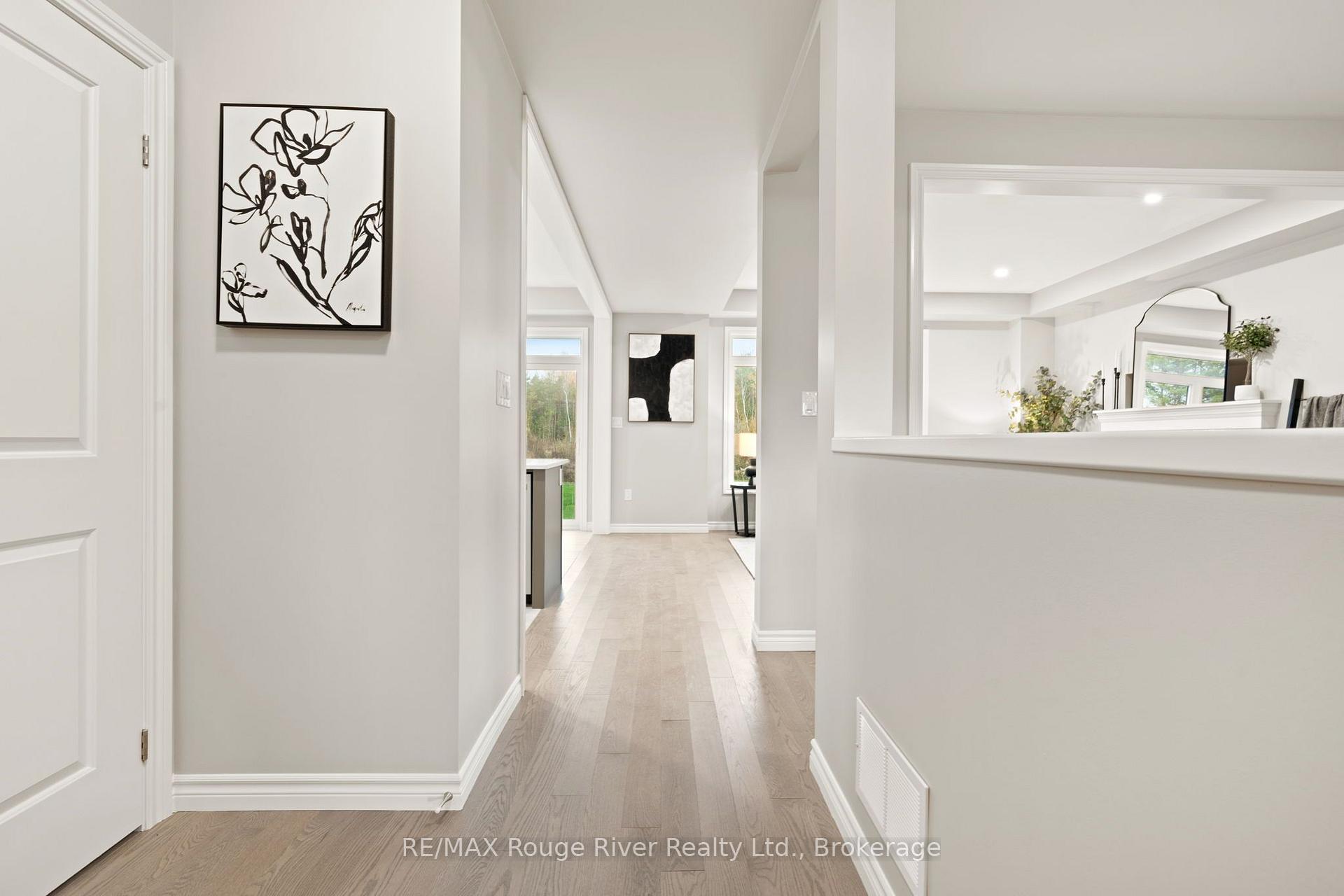 Photo 8 of 286 Lyle Drive, Clarington, Bowmanville — HOMEH
