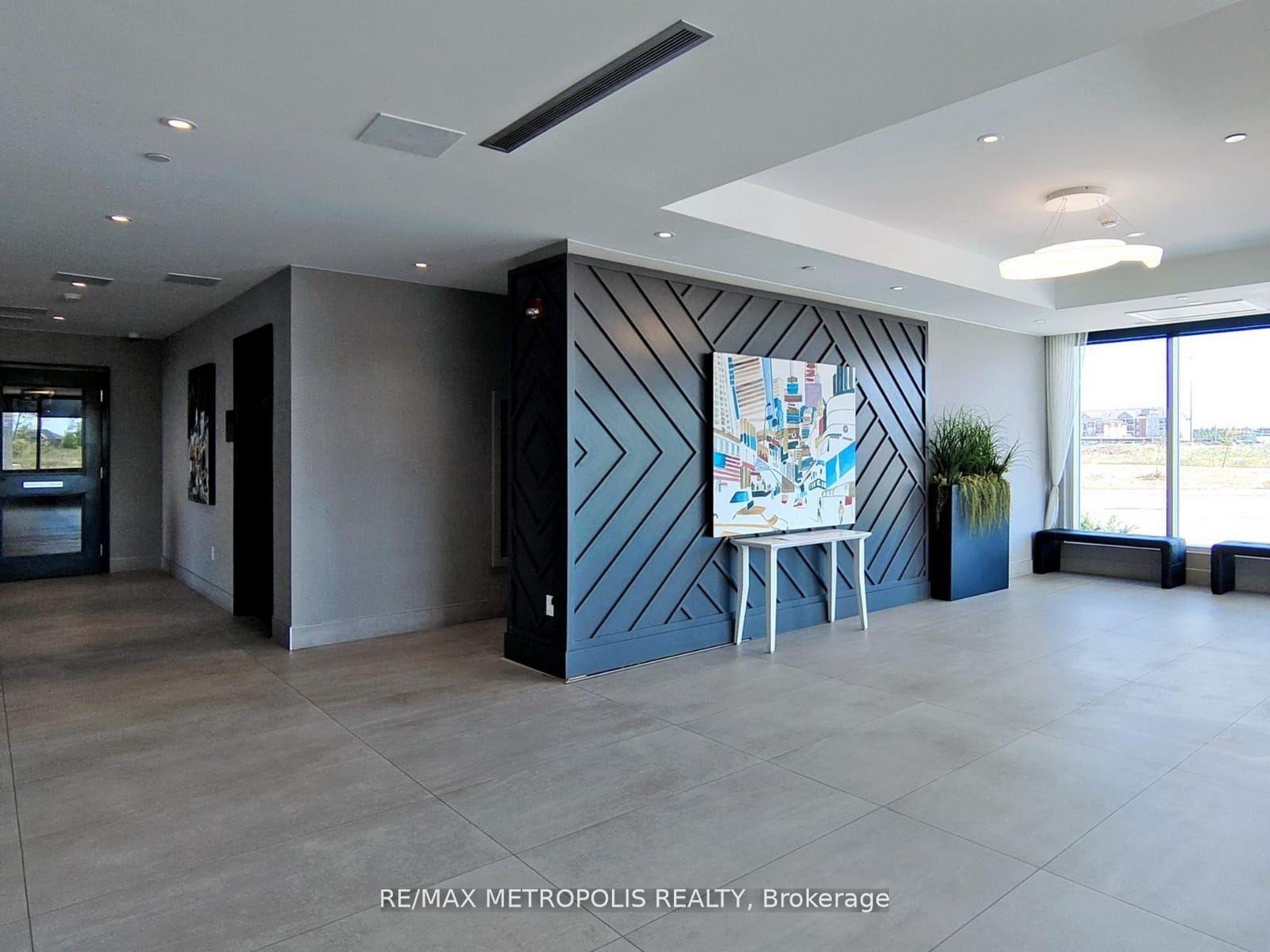 Photo 4 of Unit 401, 200 Lagerfeld Drive, Brampton, Northwest Brampton — HOMEH