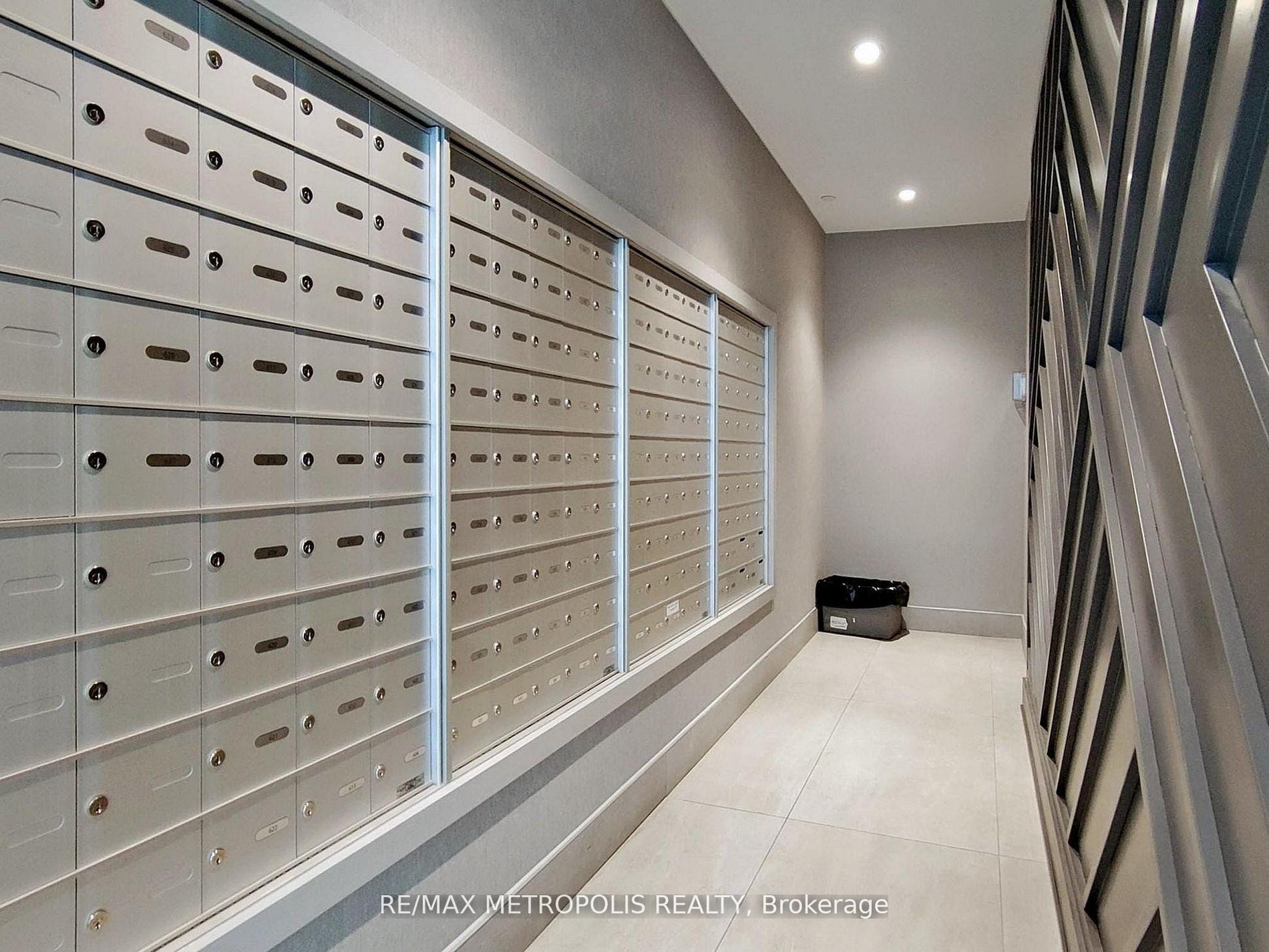 Photo 33 of Unit 401, 200 Lagerfeld Drive, Brampton, Northwest Brampton — HOMEH