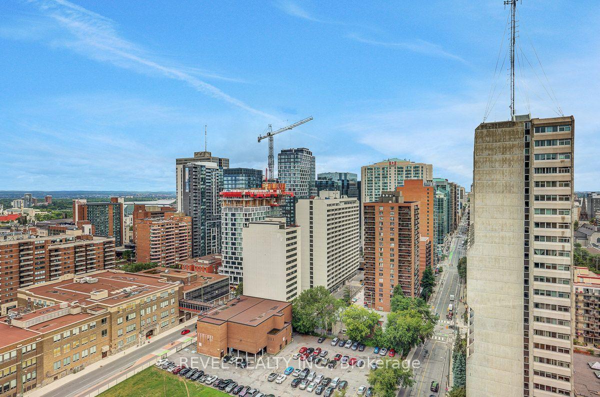 Photo 17 of Unit 2003, 556 Laurier Avenue W, Ottawa, Ottawa Centre — HOMEH