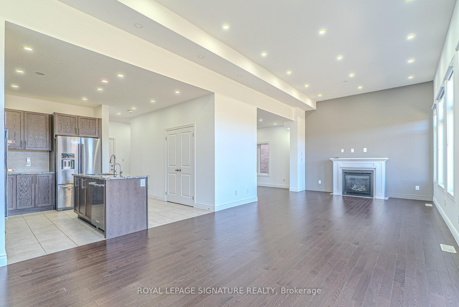 Photo 15 of 248 Freure Drive, Cambridge, Blair Road — HOMEH
